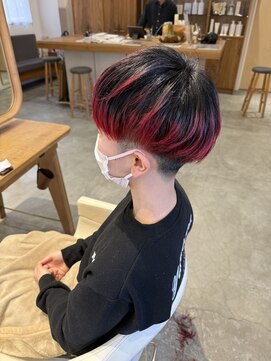 フラム(fulam) 裾カラーレッド!