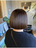 あご上レングス丸みボブ