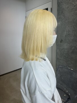 リタブランシェ(Lita branche) ブリーチのみでつくる抜きっぱなしカラー