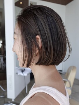 ビュートリアム 七里ヶ浜(BEAUTRIUM) 小顔ミニボブと透明感ハイライトアッシュ【福井ユウリ湘南鎌倉】