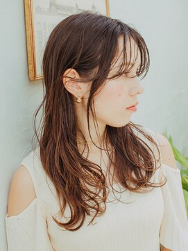 シンシ(Cinci) ナチュラルレイヤースタイル