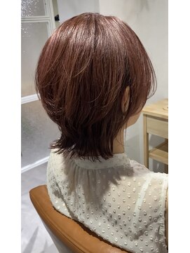 ラナ(LANA) 白髪ぼかし×くびれミディアム