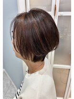 カシータ フロル 尾張旭店(Casita flor)&nbsp;大人レディショートボブ×デザインカラー