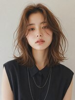 サーカス バイ ビュートリアム 青山(CIRCUS by BEAUTRIUM) 抜け感 レイヤー ミディアム くびれ 表参道 青山 20代 30代