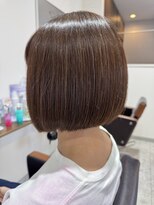 ティエル(tielu.)&nbsp;白髪ぼかしハイライト