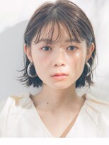 ディッセンバー 渋谷(December)&nbsp;『December』アッシュカラーの耳かけシースルーボブ