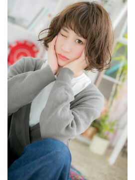 ヘアアンドビューティー ミック(Hair & Beauty miq) 耳かけも◎くせ毛風大人ガーリーなみなみウェーブボブc1