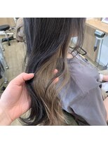 アニータバイガネイシャ(Aujua anita by ganesha)&nbsp;【インナーカラー】ダークブルージュ×シフォンベージュ#髪質改