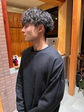 ジジ プラス デザイン(GIGI＋design) ツイストスパイラル