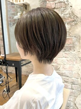 アフロート ルヴア(AFLOAT RUVUA) “岩田莉奈” //20代30代40代50代60代★ひし形ショート