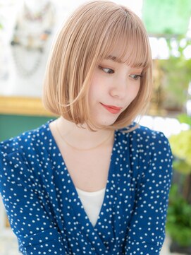 カバーヘア ブリス 上尾西口店(COVER HAIR bliss) 韓国風ハイトーンカラー小顔切りっぱなしボブh3上尾10代20代30代