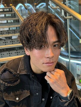 レブヘアー 西院(LEVHAIR) シャドウパーマツイストスパイラルツーブロックセンターパート