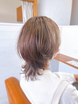 ヘアーブランドジン ティアラ(HAIR BRAND Jin Tiara)&nbsp;ウルフカット、ベージュ【松山美容室】