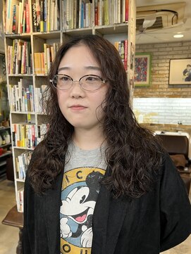 リブロ 三軒茶屋(LIBRO) くるくるパーマ/ロングパーマ/ミディアムパーマ/ウルフパーマ