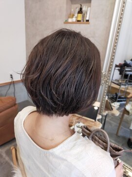 アノニム(Anonyme) ショートボブ