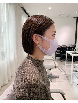 ヨーク(YOKE) 【 YOKE 】ぱつっと切りっぱなしボブタイトヘア大人かっこいい