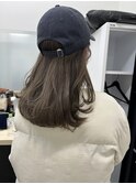 くすみベージュ