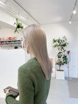 フィット ヒュー 千葉(fit hue) 黒髪/オリーブグレー/ココアベージュ/小顔/クラゲヘアー【千葉】