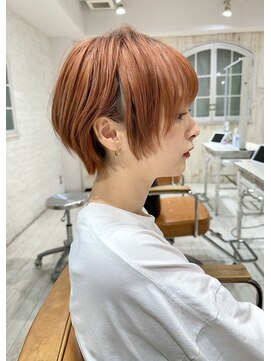 レイラバイアフロート 吉祥寺(Lila by afloat) 小顔ナチュラルショート20代30代40代くびレイヤーショート