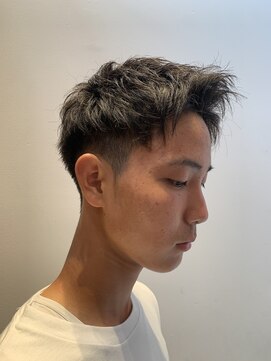 パイレーツ(Pirates Ushiwakamaru Style) アップバングショート