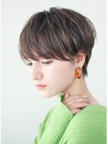 ルアン 大分駅店(ruen)&nbsp;ショートカット前髪長め耳かけ30代40代大人ショートショートヘア