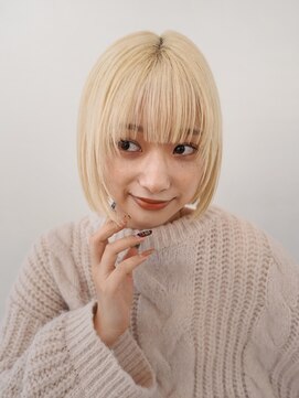 オルセン(OLSEN) ボブ ハイトーンボブ 金髪ボブ フェイスレイヤー