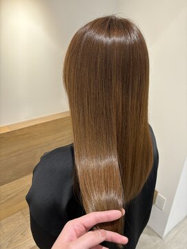 ナンバースリー 綱島店(Number Three) 髪質改善/“艶髪”ストレート【Number Three綱島】