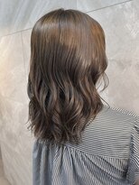 ドゥマン(Demain)&nbsp;赤みレスで透明感UP｜艶と動きが叶う髪質改善ミディ