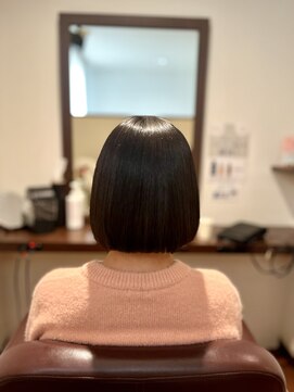 ネスト(NEST) ツヤボブ