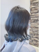 レーブ 大宮店(reve)&nbsp;外ハネミディアム＋インナーブルーアッシュ