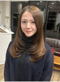 似合わせ大人ガーリーダークアッシュミディアムレイヤーカット
