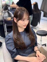 プティ(PUTY)&nbsp;ヘーゼルベージュ　レイヤーカット　韓国　顔まわりカット