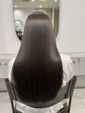 タミーズ 金山(Tummy's) 髪質改善ストレート