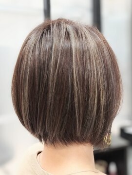ヘアースタジオ ジェイワン(hair studio J ONE) 30代40代50代/大人ボブ/脱白髪染め/白髪ぼかし/ハイライト