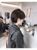 ショートボブ