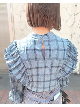 ムジーク(Musiiik) ミニボブとクリーミーベージュ