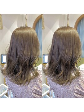 ロンドアベニール 北千住(Lond avenir) ゆるふわミディアム　オリーブグレージュ　西田大樹