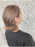 プラチナベージュ