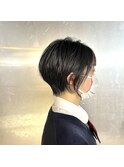 《伸ばしかけでも素敵に!ショートからボブへの途中経過》