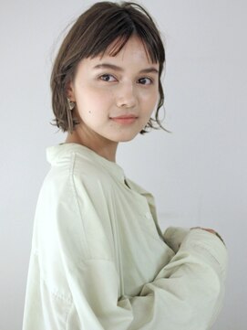 サーカス バイ ビュートリアム 青山(CIRCUS by BEAUTRIUM) 手入れ簡単　透け感カラー　小顔　ボブ　外ハネ　ミニボブ