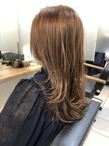 ペネロープ(Penelope)&nbsp;［新宿］セミロングレイヤー/ハイライト/ピンクベージュ