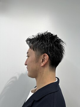 リバティシェアバーバー 銀座(LIBERTY SHARE BARBER) シン・カリアゲ・ツーブロック