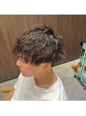 10代20代大人気!メンズ波巻きパーマ