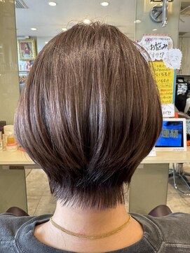 エメールヘア(aimere hair) どの世代でも似合うショートボブ