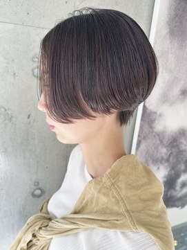 バロンフェム(baLon.fem) 【stylist 園田】艶々前下がりショート