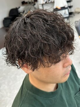 フゥ 宇都宮(FeU) 波巻きスパイラルパーマツイストパーマメンズマッシュパーマ