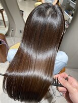 ユミリーバイルコル(umily by RuCOR.)&nbsp;インナーグレージュ/前髪/髪質改善/ブリーチ/縮毛矯正