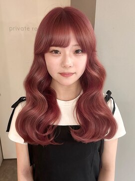 シア(sia) 韓国風くびれレイヤー髪質改善ブラウンベージュ小顔美髪20代30代