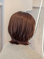 ヴィサージュバスク(VISAGE ba.s.k)&nbsp;ふんわり軽やか外はねレイヤーボブ×明るめヘア