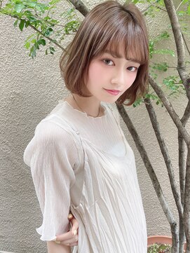 ソワリー 栄(THOiRY) 小顔カットが得意なスタイリストby坂元